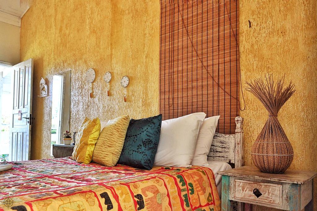 Coco Bambu Cambury Guest house